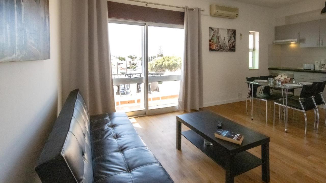 Apartamentos Pedro For Families By Bedzy Albufeira Exterior photo